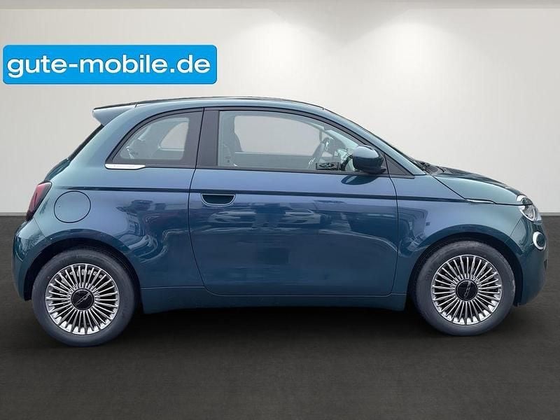 Neu Fiat 500 65 PS (47 kW) 2025 Ozean grãœn Limousine