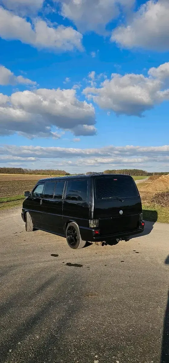 Gebraucht VW Multivan 204 PS (150 kW) 2004 Schwarz Van / Kleinbus