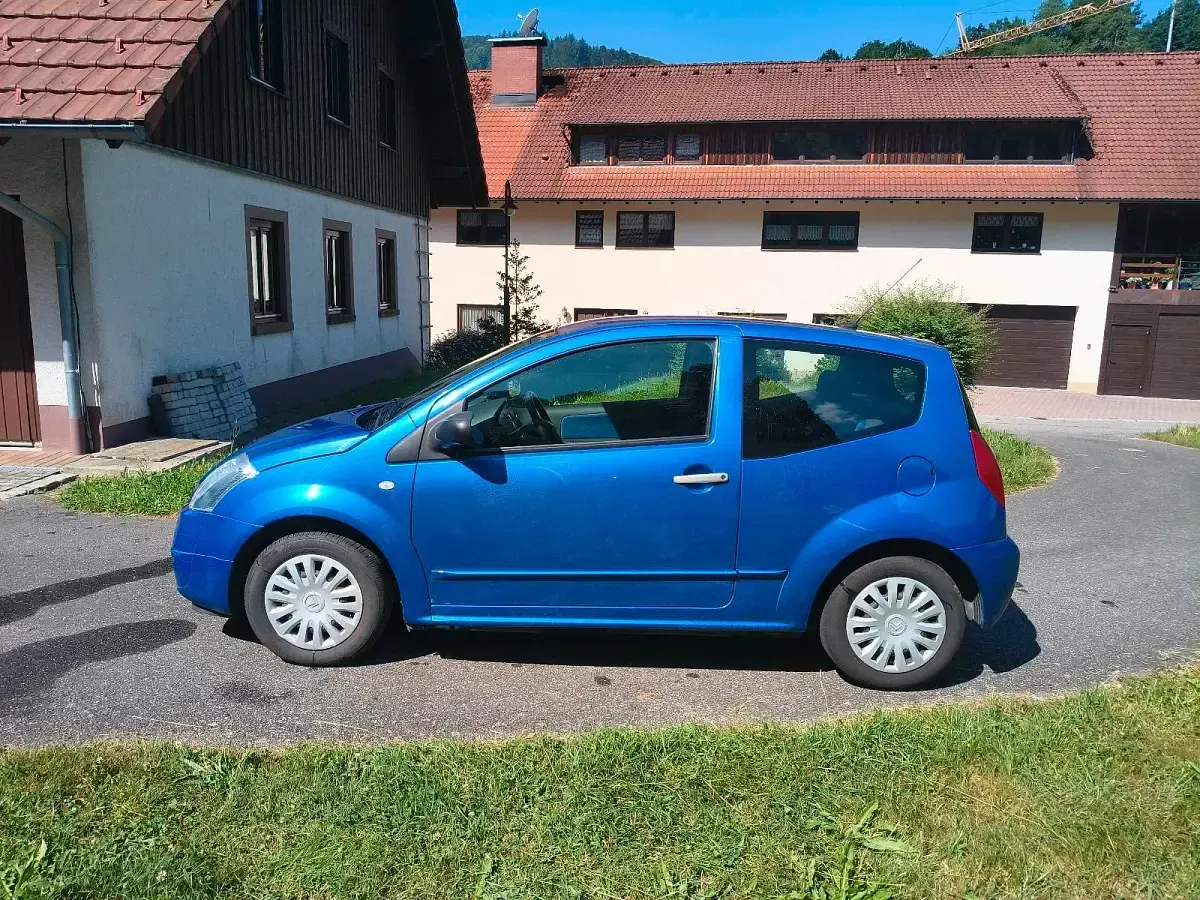 Gebraucht Citroën C2 73 PS (53 kW) 2004 Blau Kleinwagen