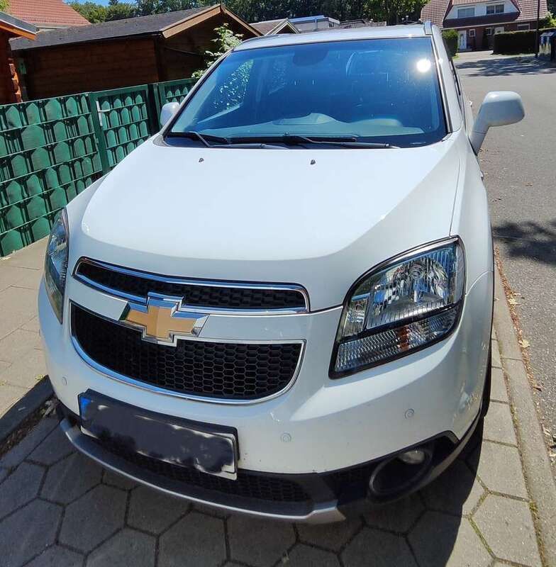 Gebraucht Chevrolet Orlando LT 163 PS (119 kW) 2013 Weiß Van / Kleinbus