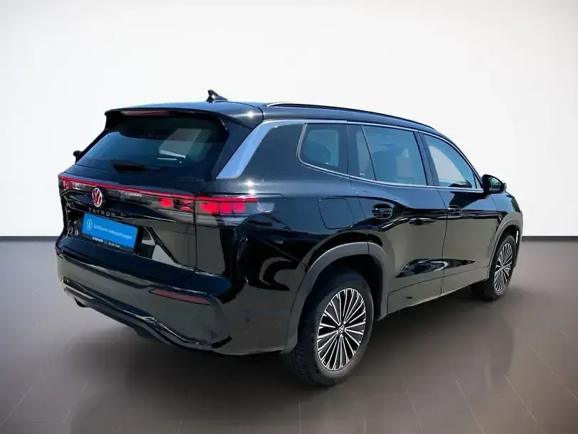 Gebraucht VW Tayron Life 193 PS (141 kW) 2025 Grenadillschwarz SUV