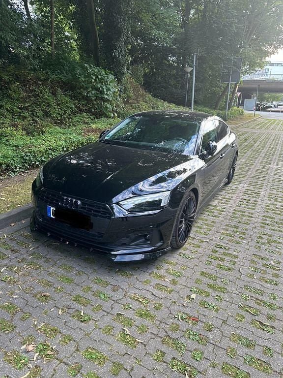 Schwarz Gebraucht 2023 Audi A5 Sportback Kleinwagen | 31.990 € (Superpreis) - Bild 1/4