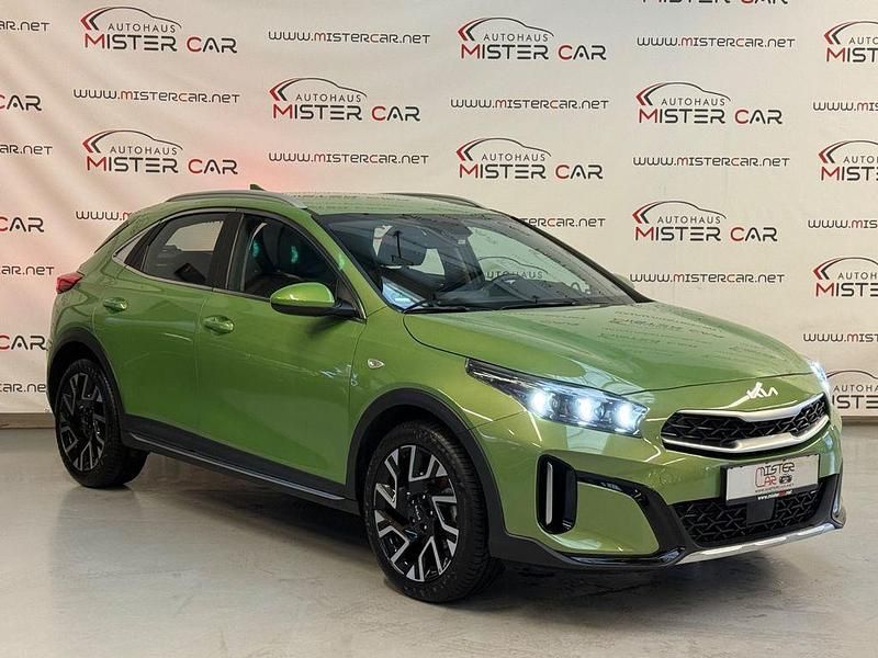 Gebraucht Kia XCeed Vision 160 PS (117 kW) 2023 Grün SUV