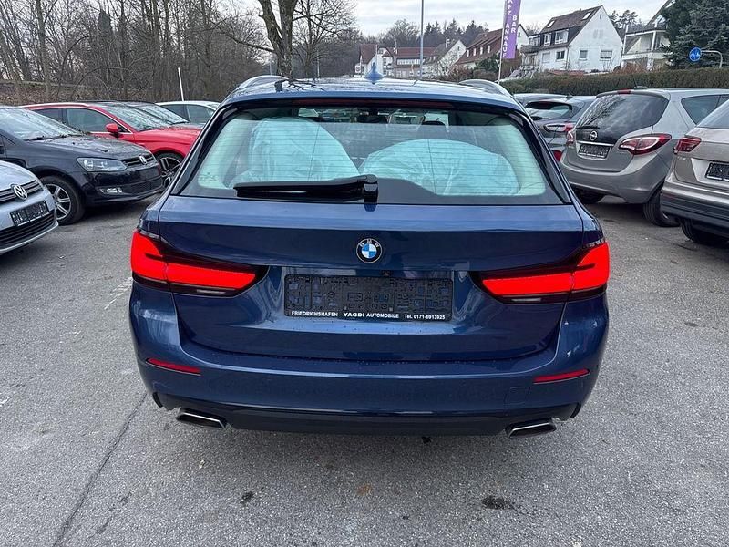 Gebraucht BMW 530 286 PS (210 kW) 2020 Blau Kombi