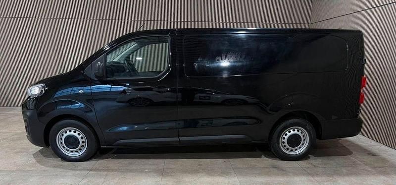 Gebraucht Peugeot Expert 122 PS (89 kW) 2017 Schwarz Van