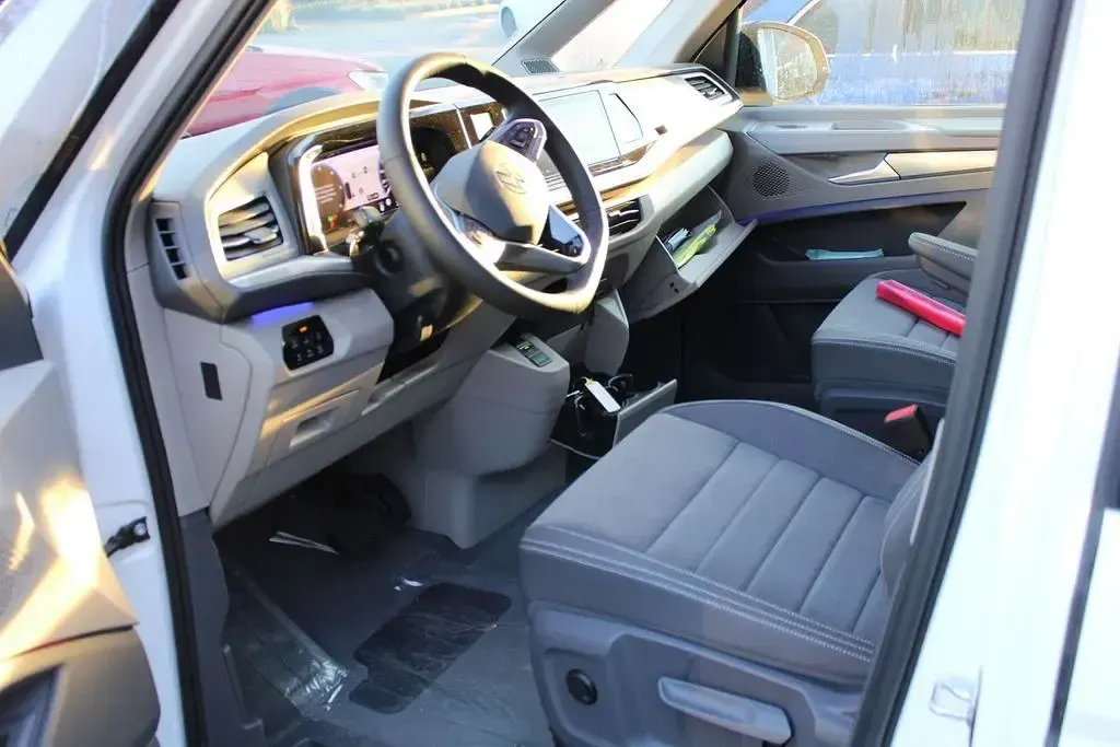 Używany VW T7 Edition 150 KM (110 kW) 2025 Biały Van