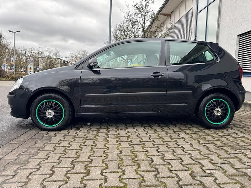 Gebraucht VW Polo 75 PS (55 kW) 2009 Schwarz Kleinwagen