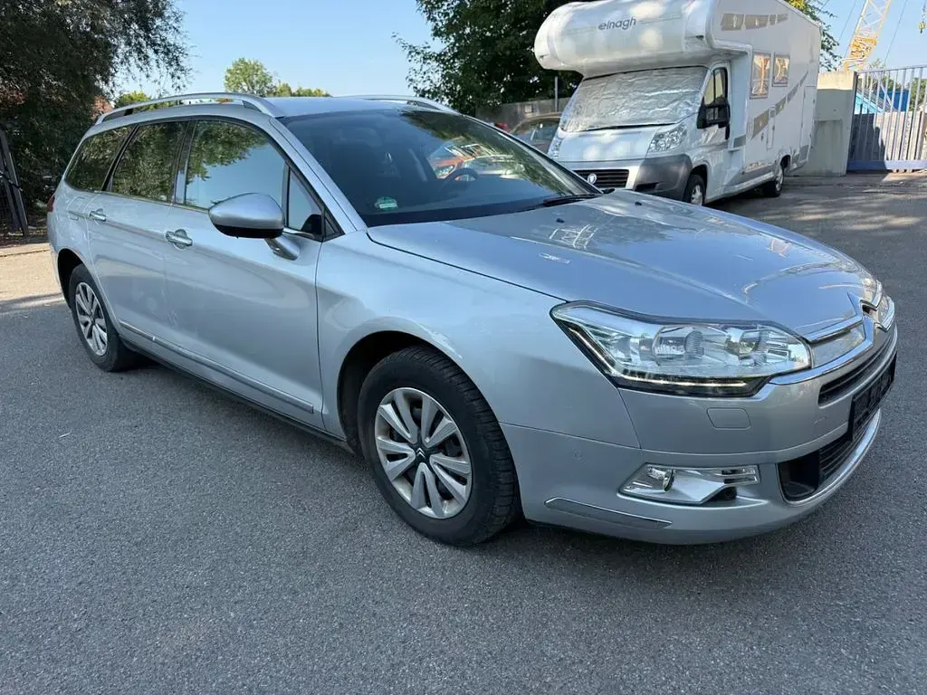 Gebraucht Citroën C5 SELECTION 156 PS (114 kW) 2014 Lackierung aluminiumgrau/meta Kombi