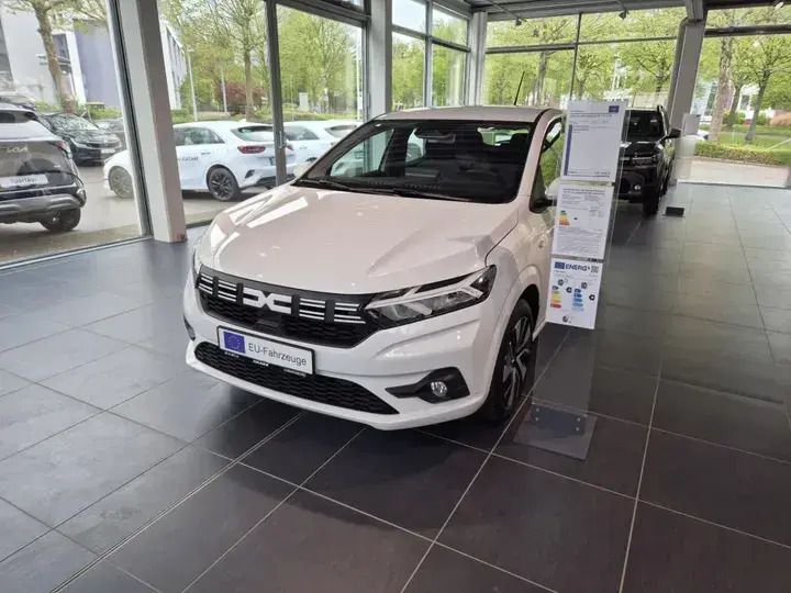 Arktisweiß Gebraucht 2025 Dacia Sandero Expression Kleinwagen | 16.500 € (Guter Preis) - Bild 1/4
