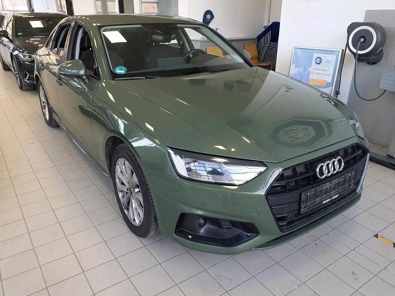 Gebraucht Audi A4 Advanced 136 PS (100 kW) 2023 Grün Limousine