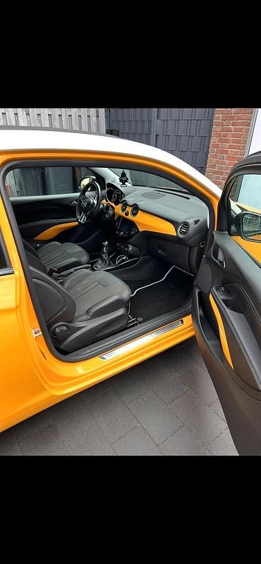 Usata Opel Adam 90 CV (66 kW) 2016 Giallo Utilitaria