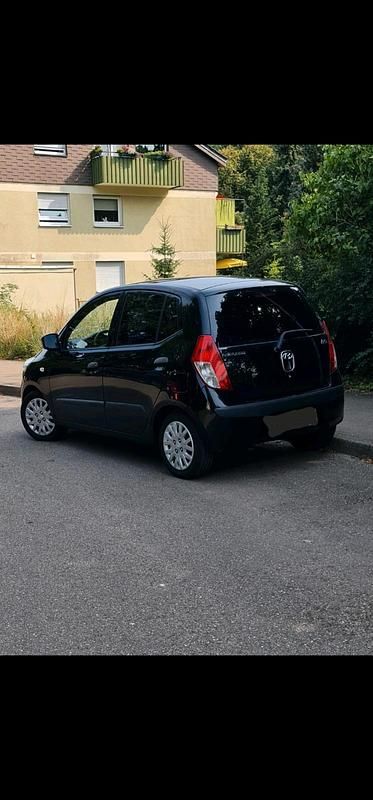 Gebraucht Hyundai i10 67 PS (49 kW) 2010 Schwarz Kleinwagen