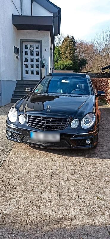 Gebraucht Mercedes E320 Avantgarde 224 PS (164 kW) 2006 Schwarz Limousine