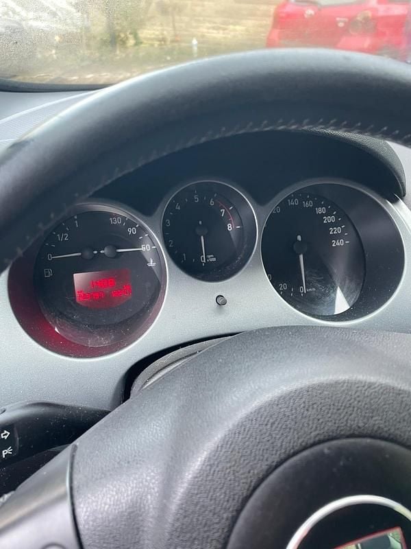 Gebraucht Seat Altea 105 PS (77 kW) 2008 Silber SUV