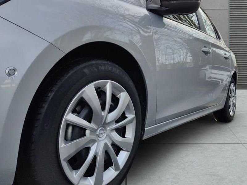 Gebraucht Opel Corsa 75 PS (55 kW) 2024 Grau/typ aussenverkleidung met Kleinwagen