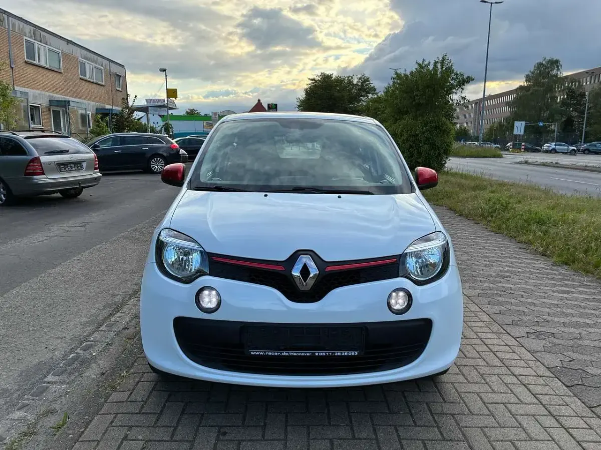 Używany Renault Twingo Experience 90 KM (66 kW) 2016 Biały Hatchback