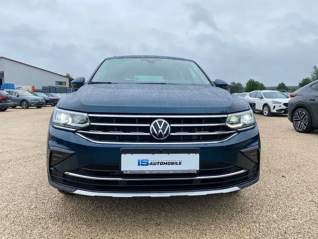 Gebraucht VW Tiguan Elegance 245 PS (180 kW) 2021 Blau SUV
