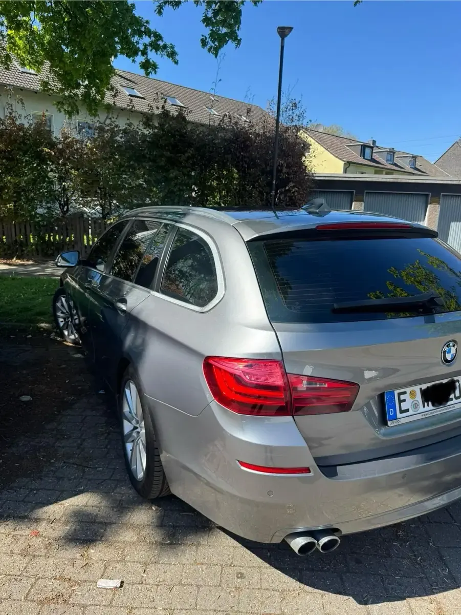 Gebraucht BMW 525 218 PS (160 kW) 2014 Grau Kombi