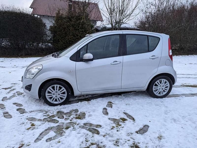 Silber Gebraucht 2012 Suzuki Splash Club Kleinwagen | 3.490 € (Fairer Preis) - Bild 1/4