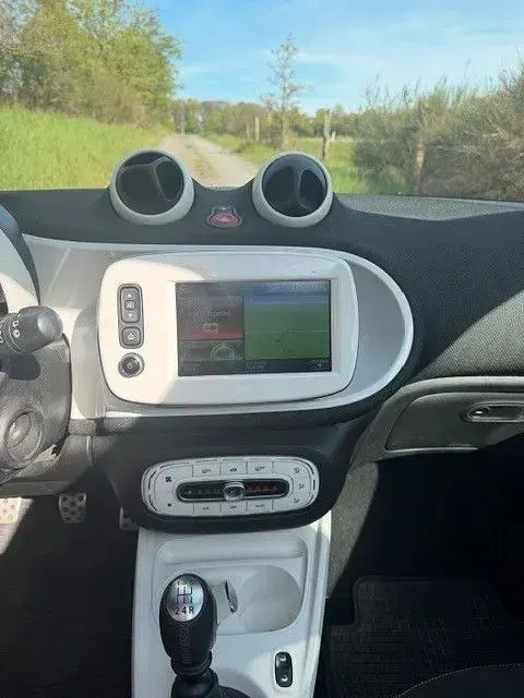 Gebraucht Smart ForFour Passion 90 PS (66 kW) 2015 Rot Kleinwagen