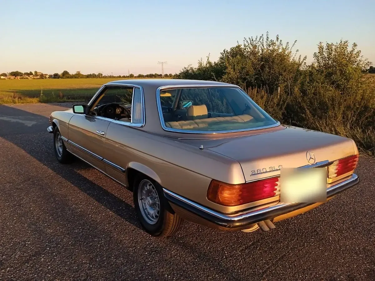 Gebraucht Mercedes SLC280 185 PS (136 kW) 1981 Gold Coupé