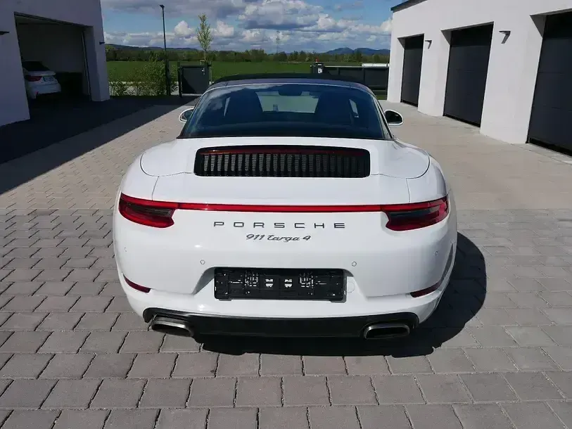 Gebraucht Porsche 911 Targa 4 370 PS (272 kW) 2017 Weiss Cabrio