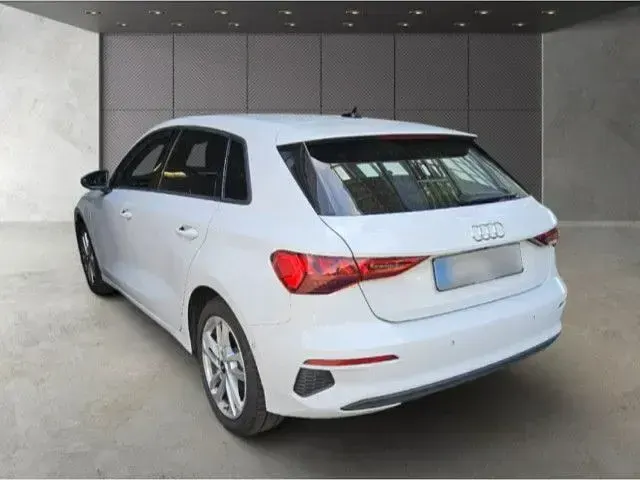 Gebraucht Audi A3 Ambiente 204 PS (150 kW) 2023 Weiß Limousine