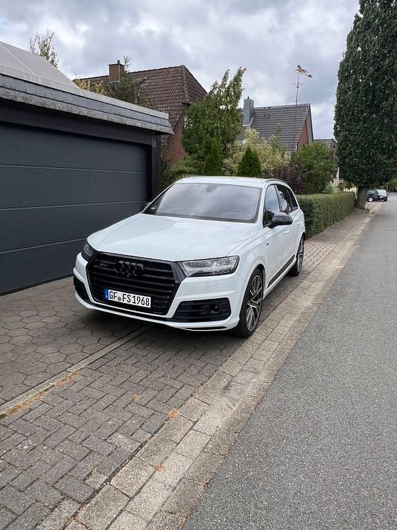Weiß Gebraucht 2017 Audi SQ7 Ambiente SUV | 40.999 € (Superpreis) - Bild 1/4