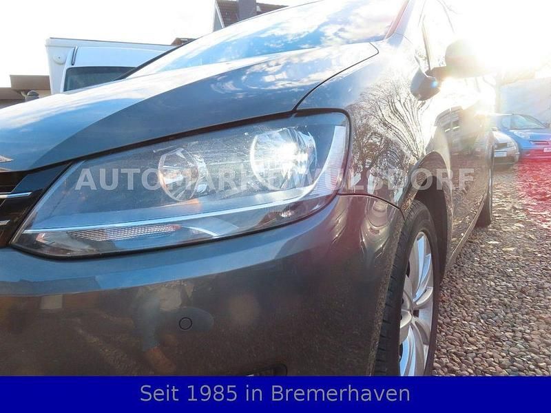 Gebraucht VW Sharan Highline 140 PS (102 kW) 2011 Grau Van / Kleinbus