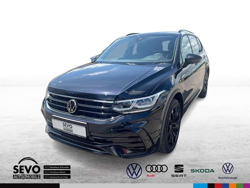 Deep black perleffekt Gebraucht 2023 VW Tiguan Allspace R-line SUV | 46.160 € (Teuer) - Bild 1/4