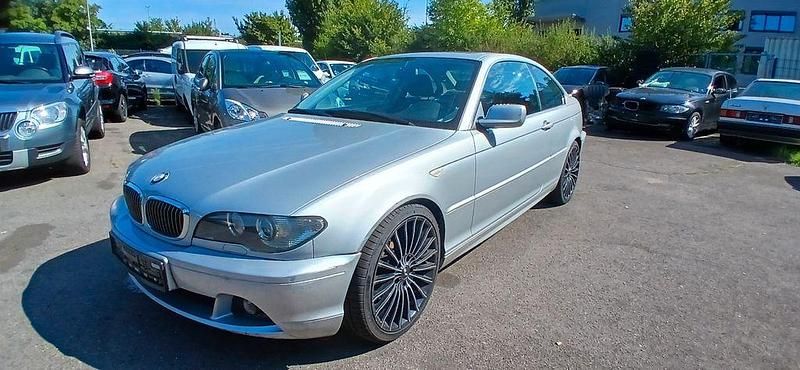 Silber Gebraucht 2003 BMW 320 Performance Coupé | 3.990 € (Superpreis) - Bild 1/4