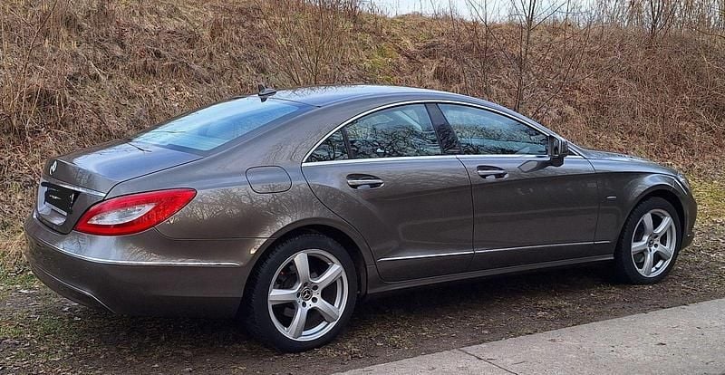 Gebraucht Mercedes CLS350 306 PS (225 kW) 2011 Grau Coupé