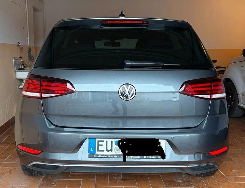 Gebraucht VW Golf VII Join 116 PS (85 kW) 2019 Grau Limousine