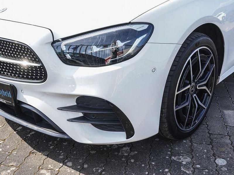 Gebraucht Mercedes E300 AMG 306 PS (225 kW) 2021 Weiß Limousine