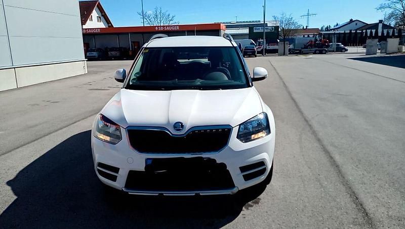 Weiß Gebraucht 2014 Skoda Yeti SUV | 8.500 € (Guter Preis) - Bild 1/4
