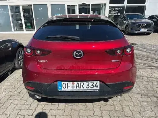 Gebraucht Mazda 3 Exclusive-Line 186 PS (136 kW) 2025 Rot Kleinwagen