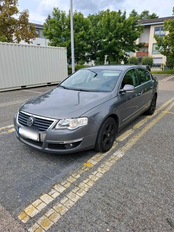 Grau Gebraucht 2006 VW Passat Comfortline Limousine | 1.850 € (Superpreis) - Bild 1/4