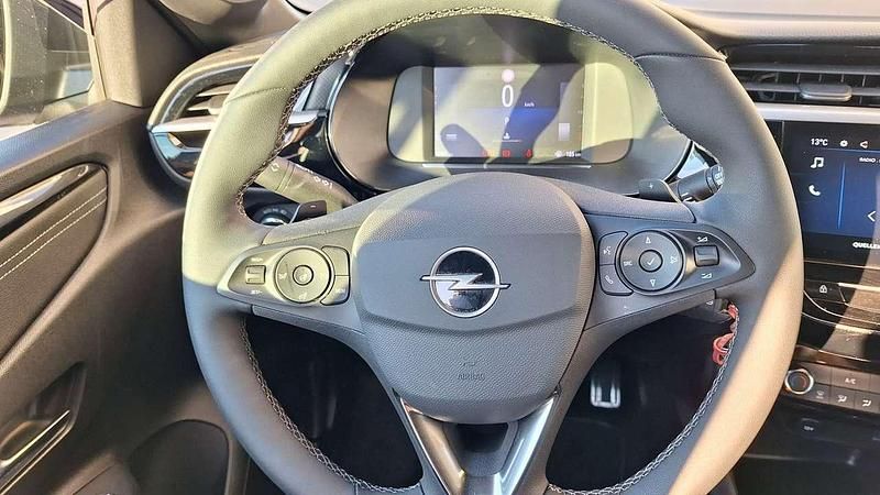 Gebraucht Opel Corsa 101 PS (74 kW) 2024 Karbonschwarz Limousine