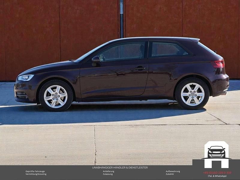 Gebraucht Audi A3 Attraction 122 PS (89 kW) 2012 Shirazrot metallic Kleinwagen