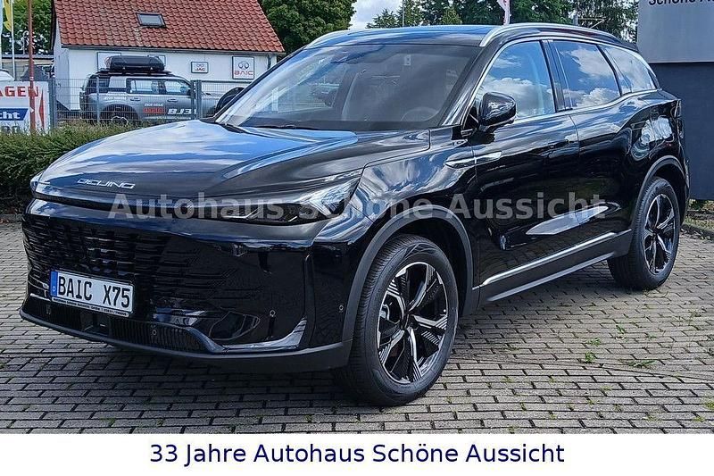Neu Baic X75 177 PS (130 kW) 2025 Schwarz SUV
