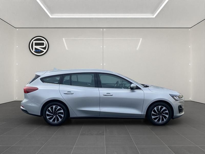 Gebraucht Ford Focus Titanium 155 PS (114 kW) 2023 Silber Kombi