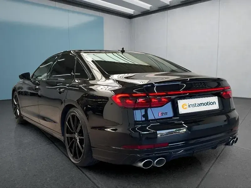 Gebraucht Audi S8 571 PS (419 kW) 2025 Schwarz Limousine