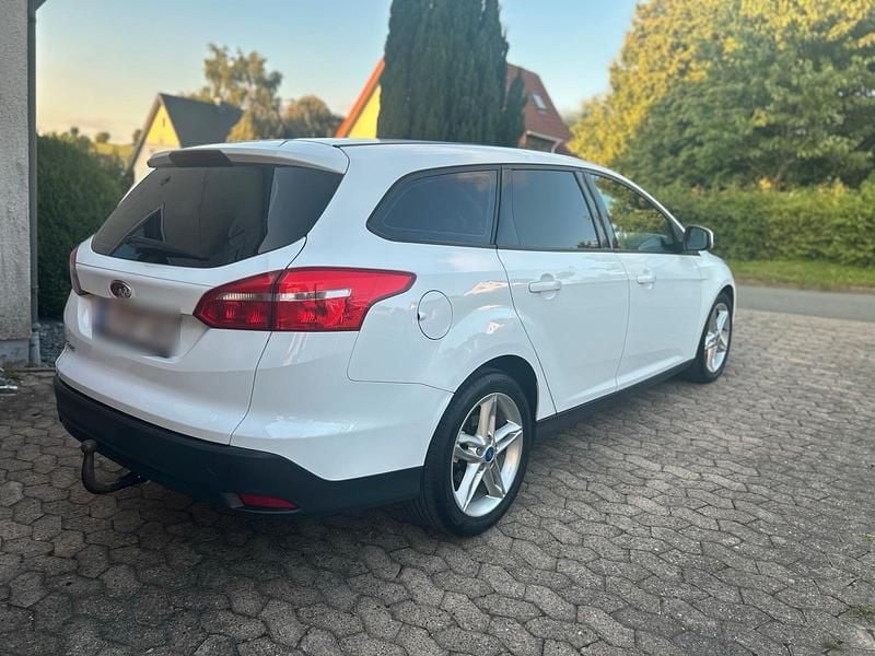 Second-hand Ford Focus 120 CP (88 kW) 2015 Alb Break