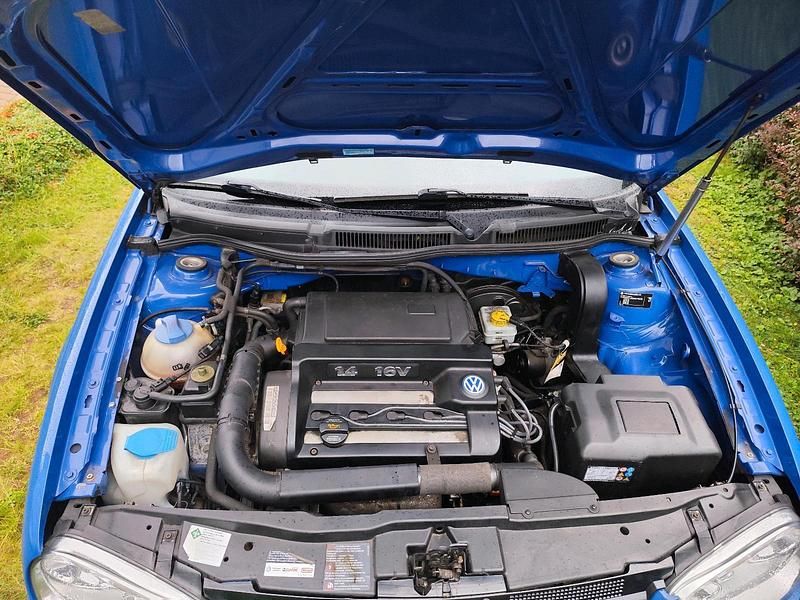 Gebraucht VW Golf IV 75 PS (55 kW) 2001 Blau Kleinwagen
