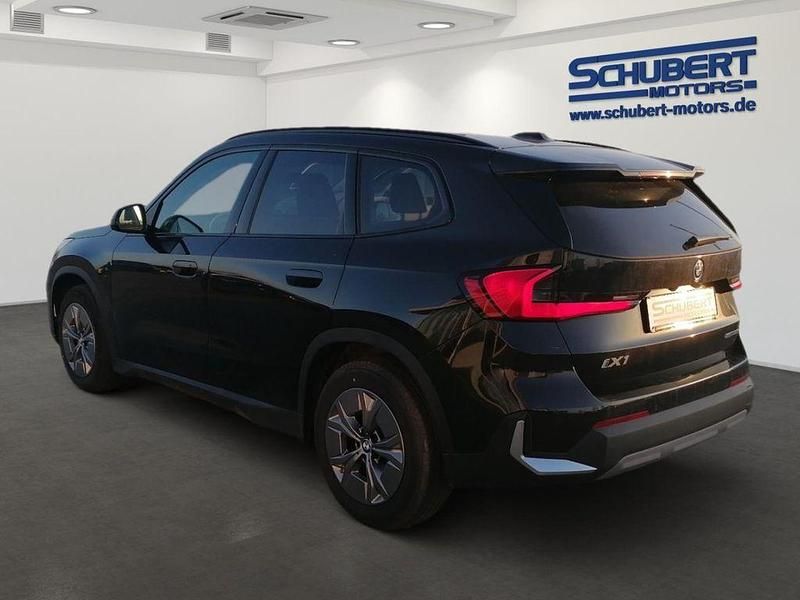 Gebraucht BMW iX1 150 kW (204 PS) 2025 Schwarz SUV