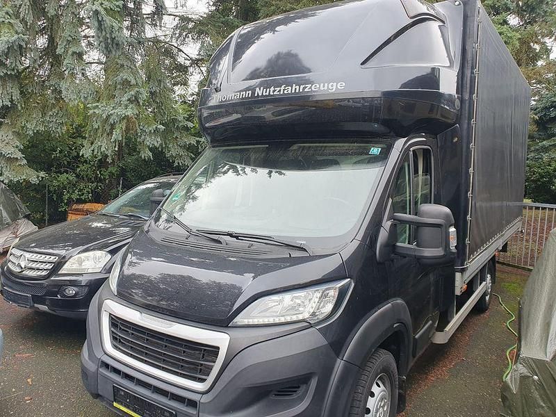 Schwarz Gebraucht 2020 Peugeot Boxer Van | 11.700 € (Superpreis) - Bild 1/4