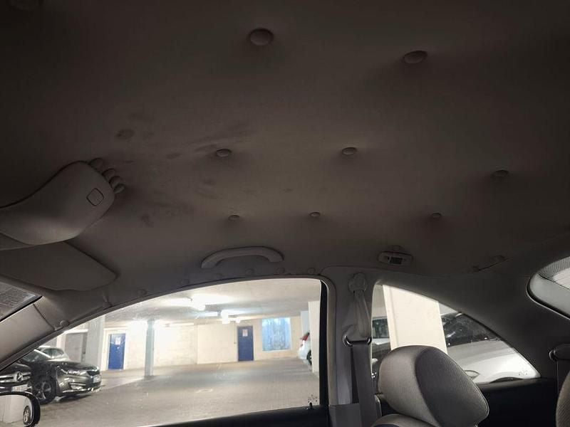 Gebraucht VW Beetle 102 PS (75 kW) 2002 Schwarz Kleinwagen