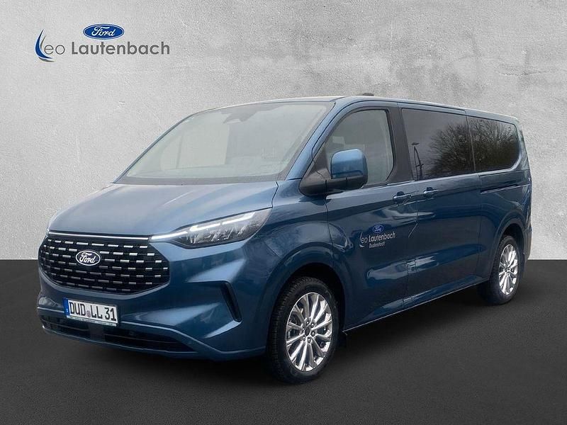 Chromablau metallic Gebraucht 2024 Ford Tourneo Custom Titanium Van | 53.000 € - Bild 1/4