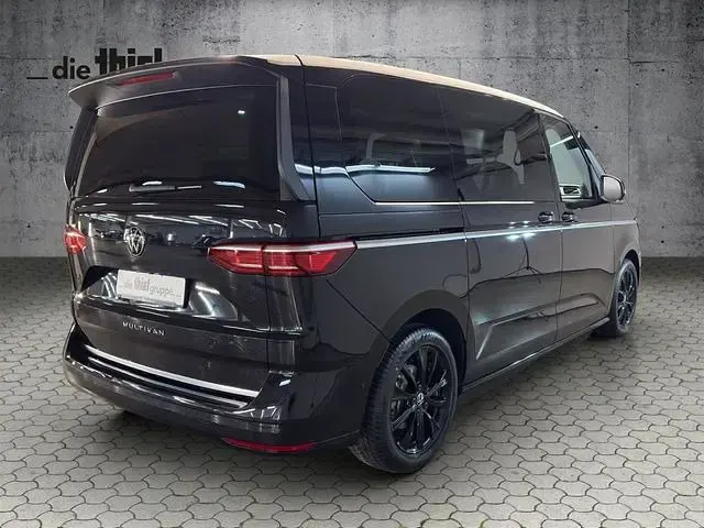 Ny VW T7 Style 150 HK (110 kW) 2026 Sort Van
