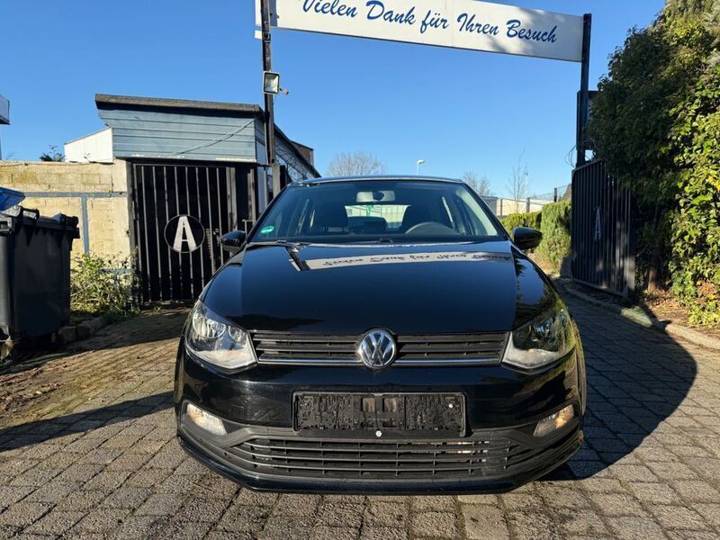 Schwarz Gebraucht 2016 VW Polo Trendline Kleinwagen | 7.550 € (Superpreis) - Bild 1/4